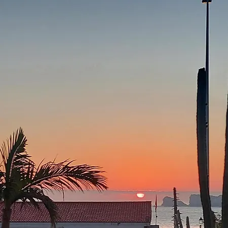 Playa San Juan 别墅 *